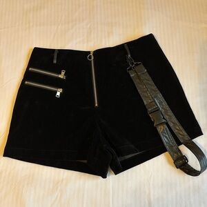High Rise Black Velvet Lychee the Label Shorts NWT
